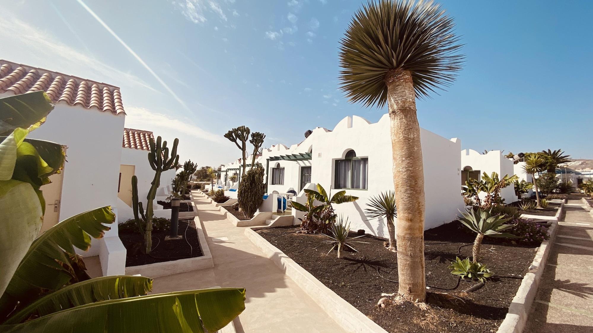 Casthotels Fuertesol Bungalows Caleta De Fuste Exterior photo